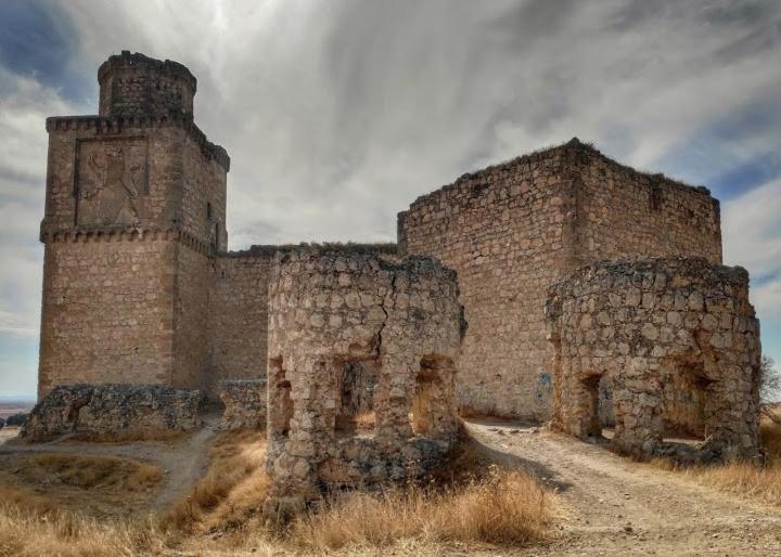 Toledo Ciudad De Las Tres Culturas , Un Lugar Para Disfrutar Todas Las Familias Con Sus Hijos " Desayuno Incluido" Villamiel de Toledo Dış mekan fotoğraf